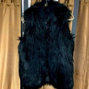 PPLA Clothing Faux Fur Vest